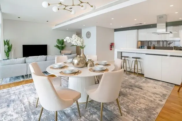 Deluxe Apartment, 2 Bedroom with Maidsroom