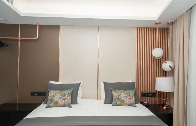 Standart Oda, Şehir Manzaralı