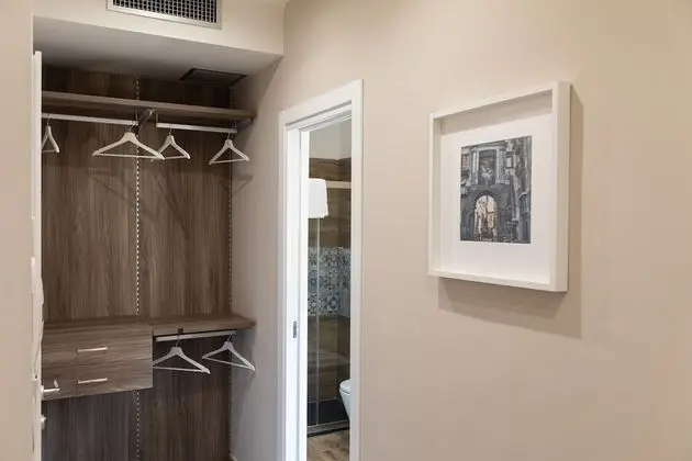 Superior Tek Büyük Yataklı Oda (Porta San Gennaro)