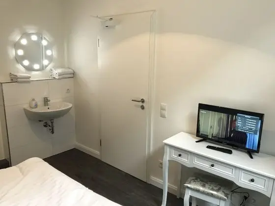 Tek Kişilik Oda, Ortak Banyo