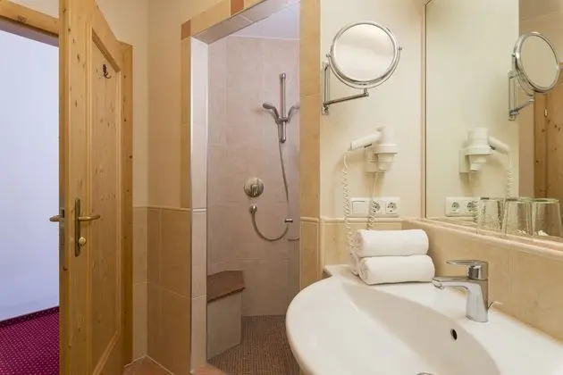 Luxury Süit, 1 Yatak Odası, Sıcak Su Havuzu, Dağ Manzaralı