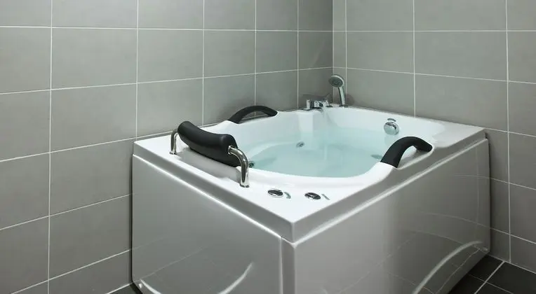 Deluxe Tek Büyük Yataklı Oda, Mutfak, Okyanus Manzaralı