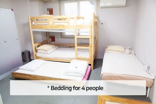 Üç Kişilik Oda