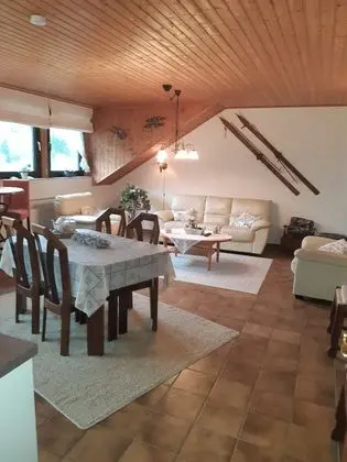 Apart Daire (Upstairs Apartment)