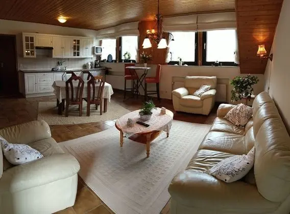 Apart Daire (Upstairs Apartment)