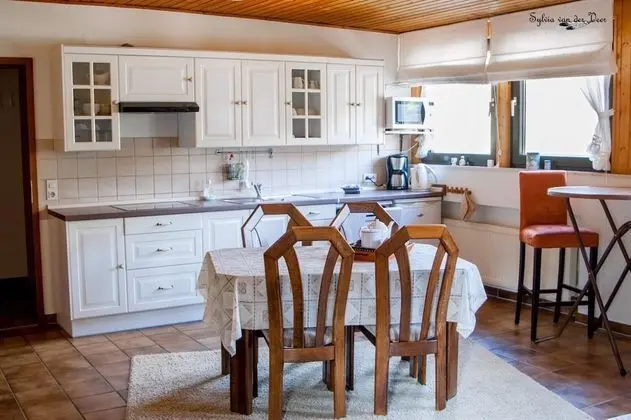 Apart Daire (Upstairs Apartment)