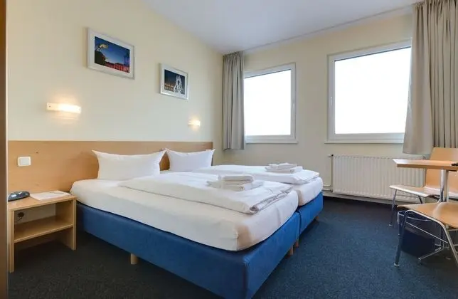 Comfort Tek Büyük Yataklı Oda