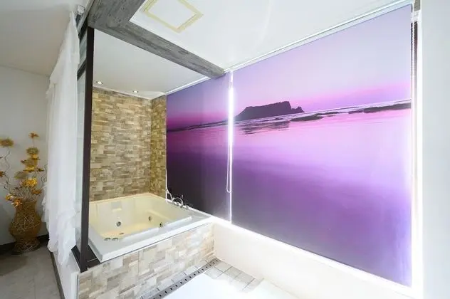 Deluxe Tek Büyük Yataklı Oda, Küçük Mutfak