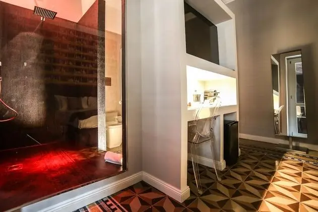 Superior Tek Büyük Yataklı Oda, Balkon, Şehir Manzaralı