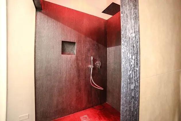 Superior Tek Büyük Yataklı Oda, Balkon, Şehir Manzaralı