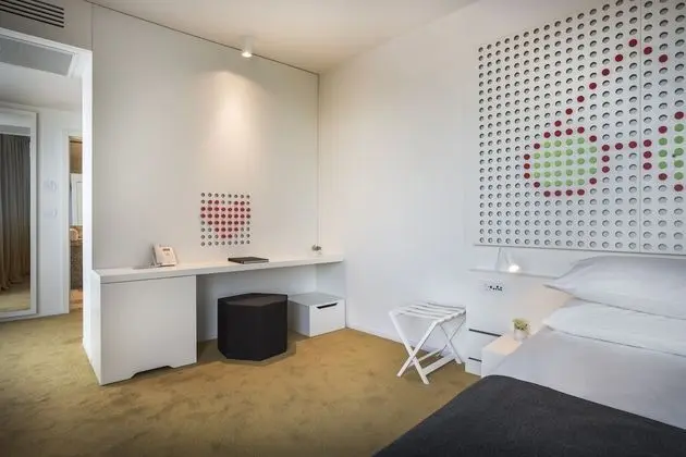 Classic room with balcony,  park side