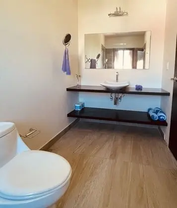 Daire, 2 Yatak Odası, Balkon