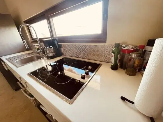 Daire, 2 Yatak Odası, Balkon