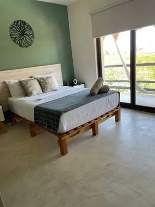 Daire, 2 Yatak Odası, Balkon, Bahçe Manzaralı