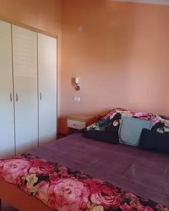 Family Apart Daire, 2 Yatak Odası, Teras, Avlu Manzaralı