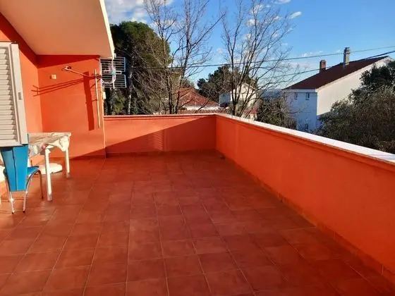 Family Apart Daire, 2 Yatak Odası, Teras, Avlu Manzaralı