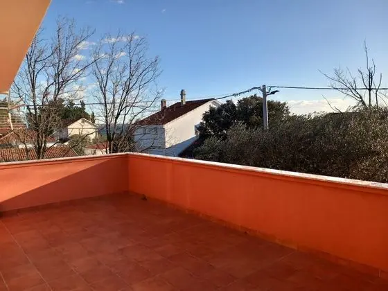 Family Apart Daire, 2 Yatak Odası, Teras, Avlu Manzaralı