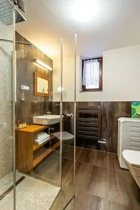 Apart Daire, 1 Yatak Odası, Balkon, Dağ Manzaralı (in Residence Building)