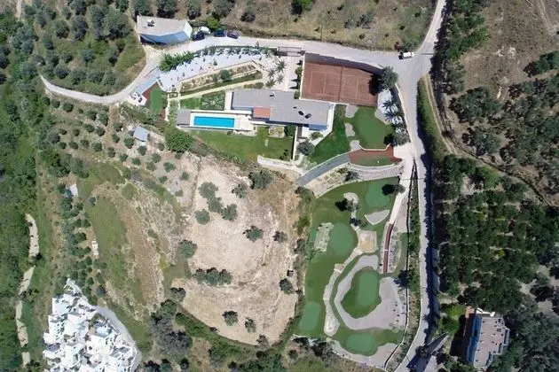 Villa