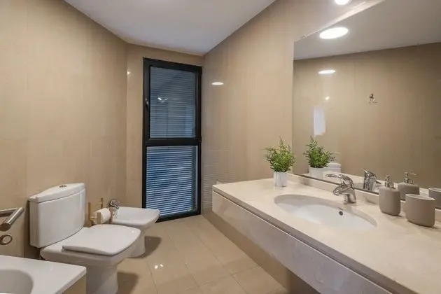 Basic Apart Daire, Birden Çok Yatak, Deniz Manzaralı