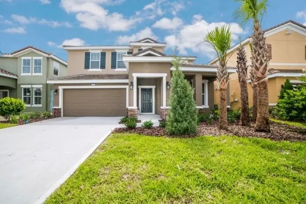Villa (The Ultimate 5 Bedroom 5 Bathroom Sol)