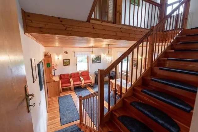 Family Ev, Birden Çok Yatak, 2 Banyolu, Bahçeli (Family Friendly House Marija)