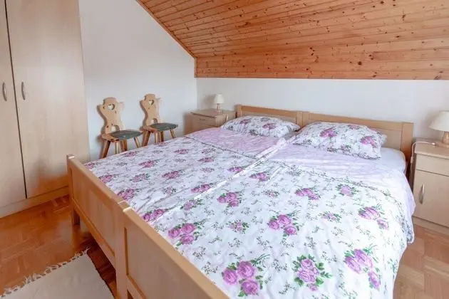 Family House, Multiple Beds, 2 Bathrooms, Garden Area (Family Friendly House Marija)