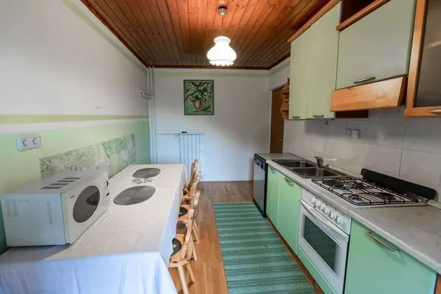 Family House, Multiple Beds, 2 Bathrooms, Garden Area (Family Friendly House Marija)