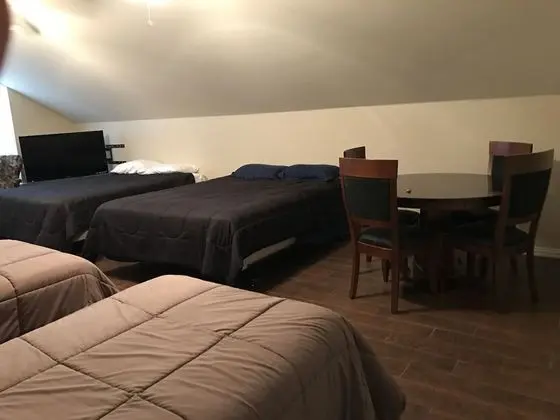 Ev, Birden Çok Yatak (Family friendly lake house located at)