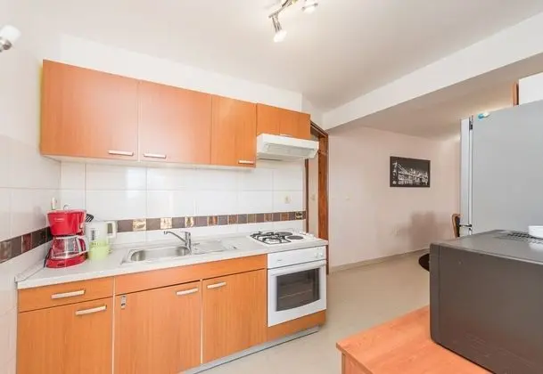 Family Ev, Birden Çok Yatak, 2 Banyolu, Bahçeli (Family Friendly Pool House Ana)