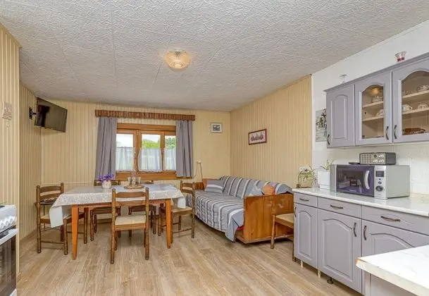 Family Ev, 2 Çift Kişilik Yatak, Bahçeli (Family Friendly Rural House Jeka)