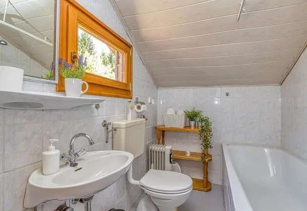 Family Ev, 2 Çift Kişilik Yatak, Bahçeli (Family Friendly Rural House Jeka)