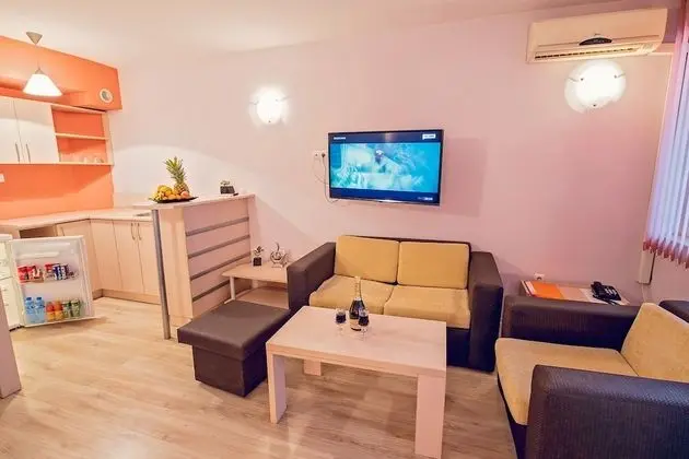 Stüdyo, Balkon