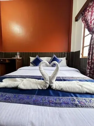 Basic Tek Büyük veya İki Ayrı Yataklı Oda