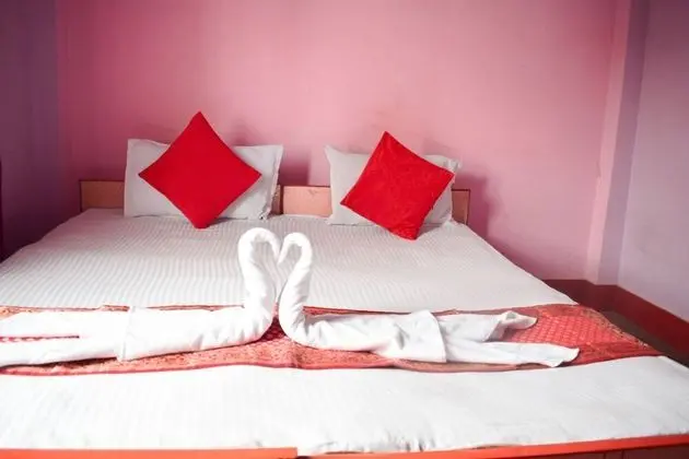 Basic Tek Büyük Yataklı Oda