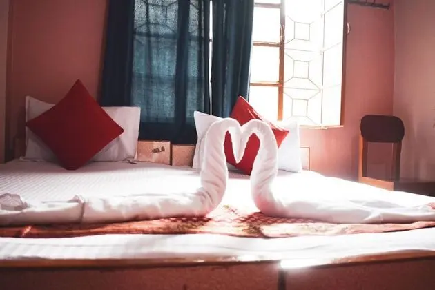 Basic Tek Büyük Yataklı Oda