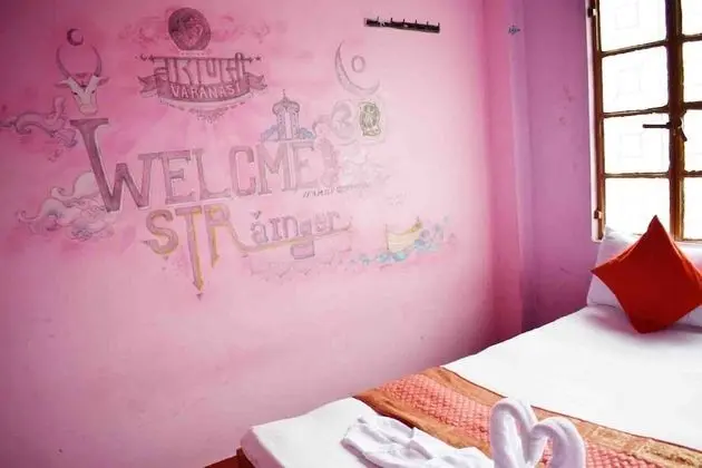 Basic Tek Büyük Yataklı Oda