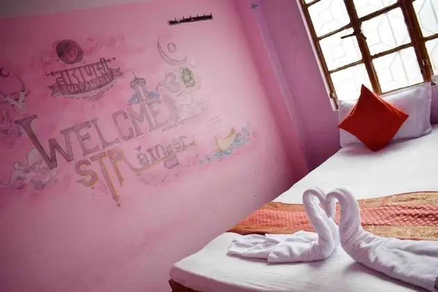 Basic Tek Büyük Yataklı Oda