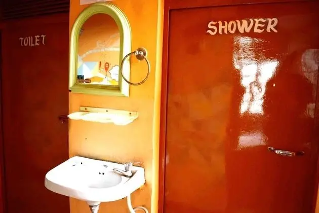 Basic Tek Büyük Yataklı Oda