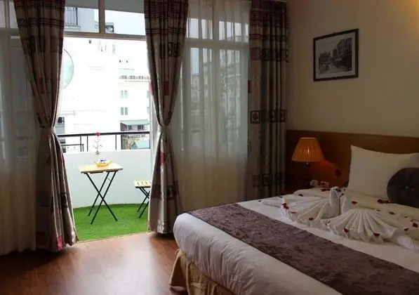 Deluxe Üç Kişilik Oda, Balkon