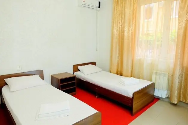 Standard Tek Büyük veya İki Ayrı Yataklı Oda, Birden Çok Yatak