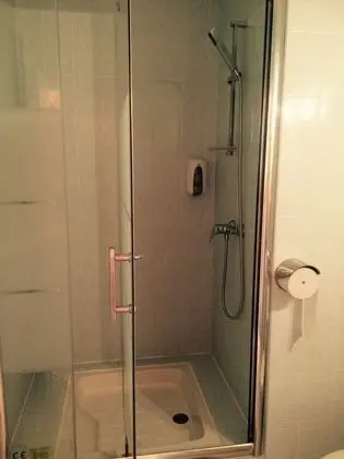 Family Üç Kişilik Oda