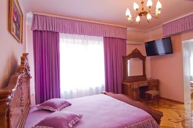 Standard Oda, 1 En Büyük (King) Boy Yatak