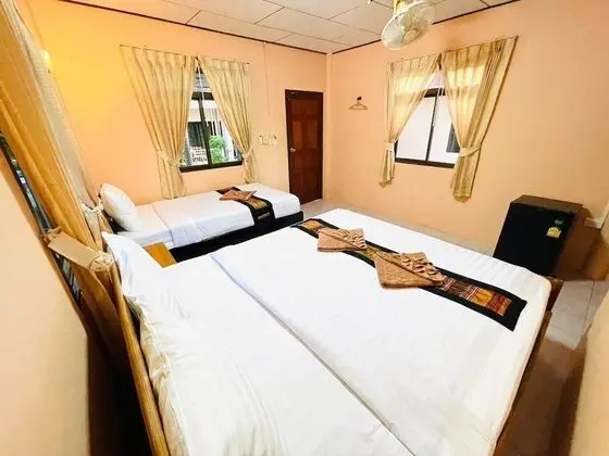 Bungalow Triple Room