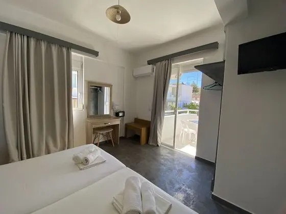 Basic Stüdyo (2 Adults)