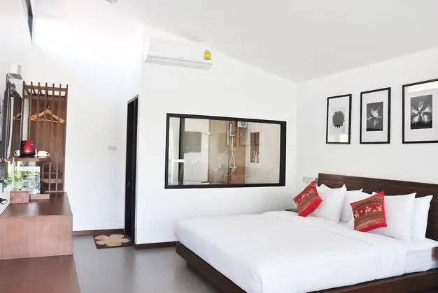 Deluxe Double Bed with Pool View