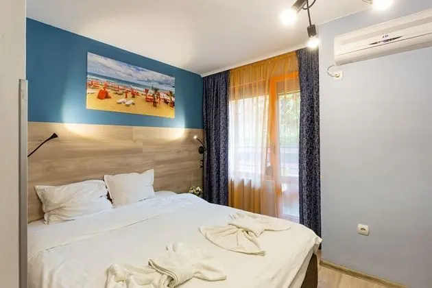 Standard Tek Büyük Yataklı Oda (with extra bed)