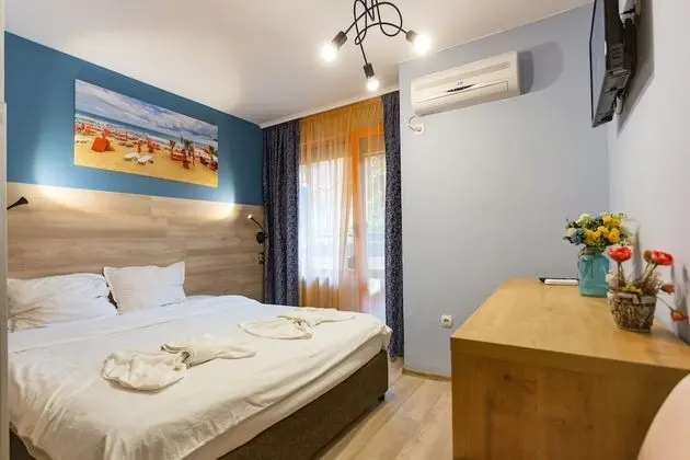 Standard Tek Büyük Yataklı Oda (with extra bed)