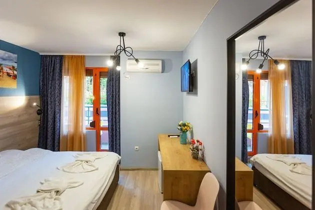 Standard Tek Büyük Yataklı Oda (with extra bed)