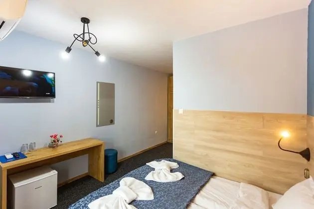 Standard Tek Büyük Yataklı Oda (with extra bed)